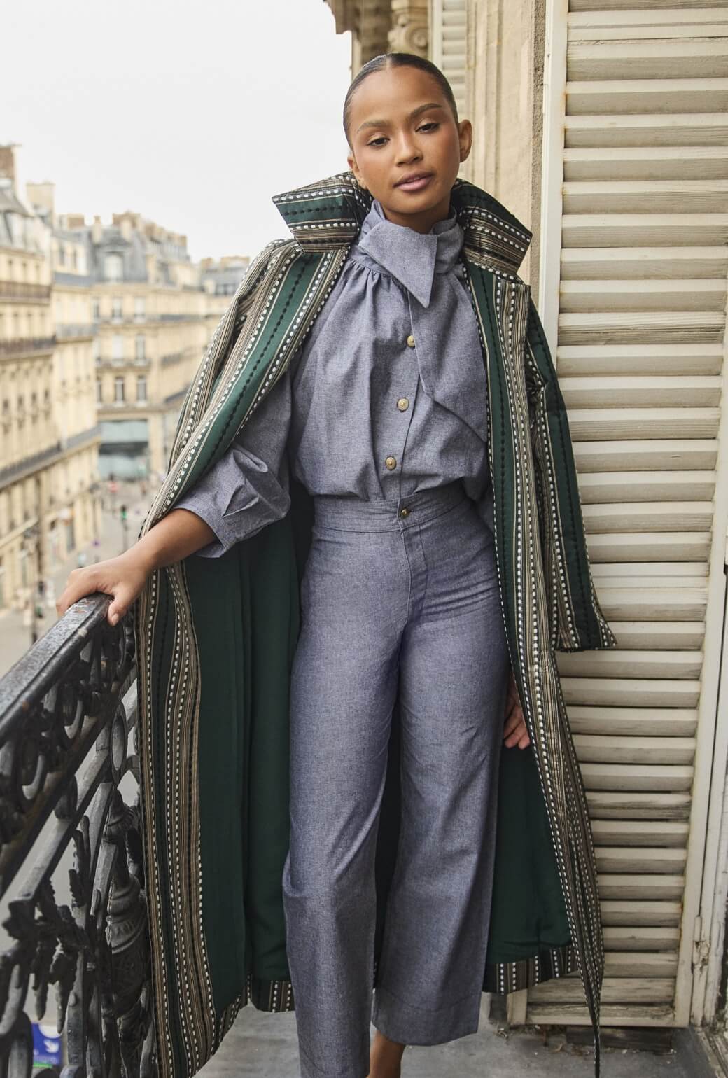 Big Bow Blouse - Black Oxford