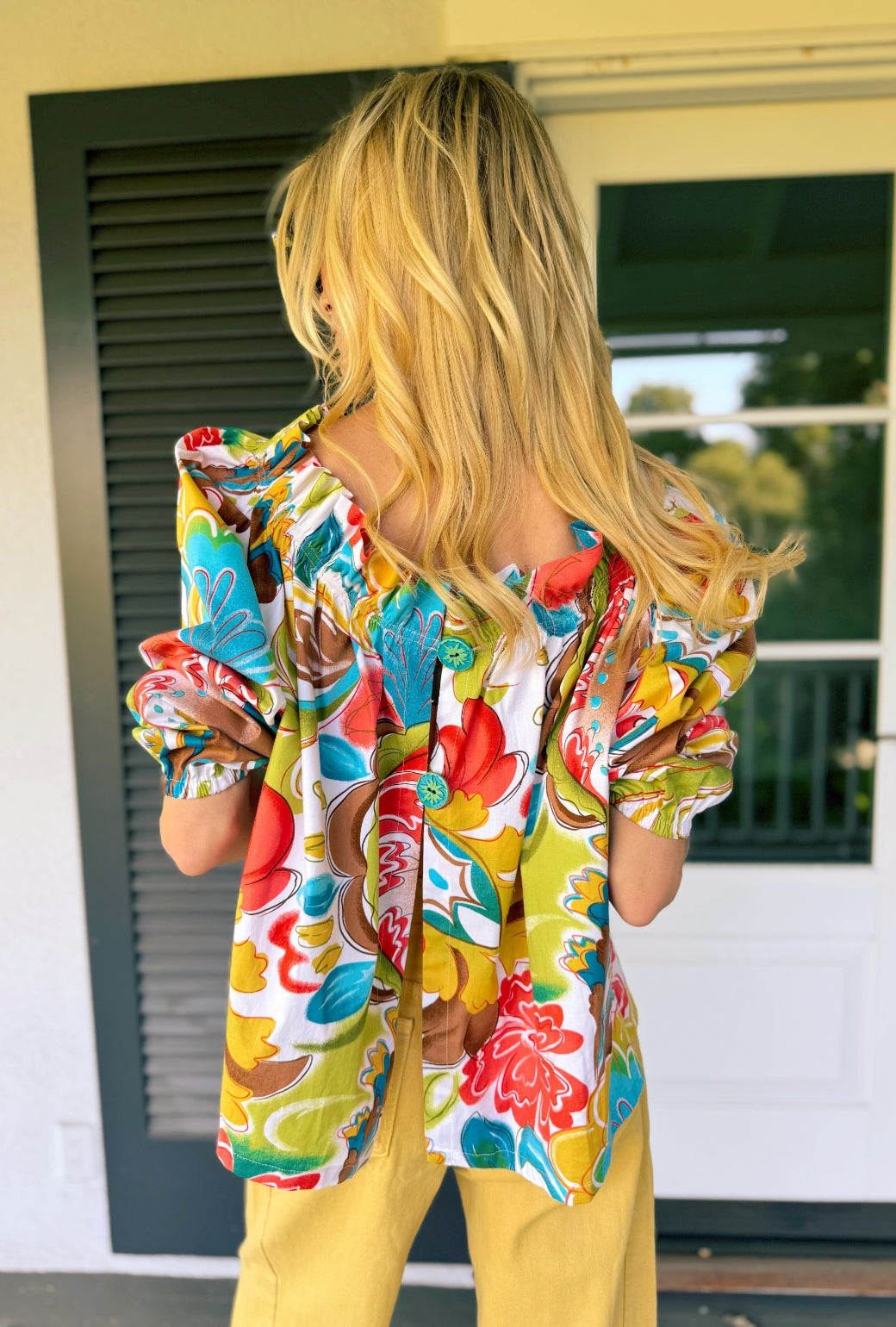 Button Back Bettie Ann Blouse - Graffiti