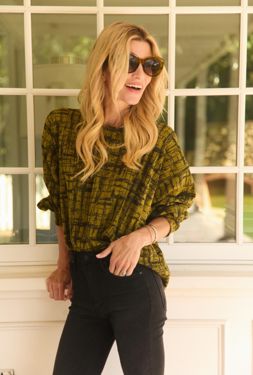 Cropped Flares - Black
