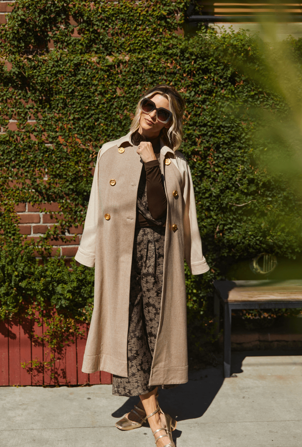 Le Contrast Trench MIDI - Latte