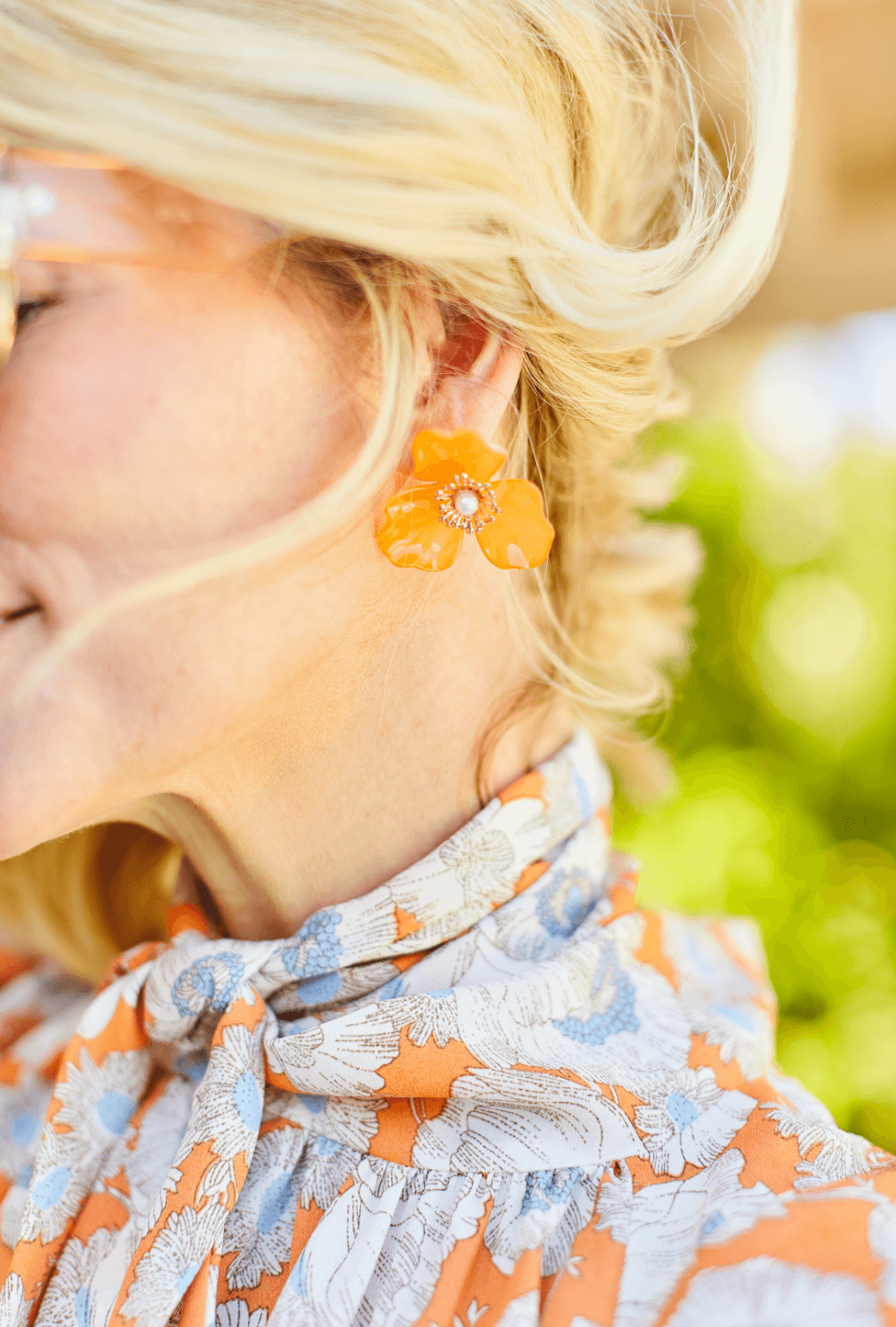 Le Pearl Fleur Earrings - Clementine