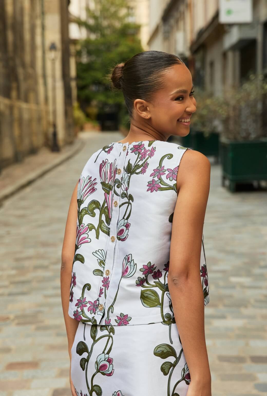 The Betsey Top - Pewter Vines