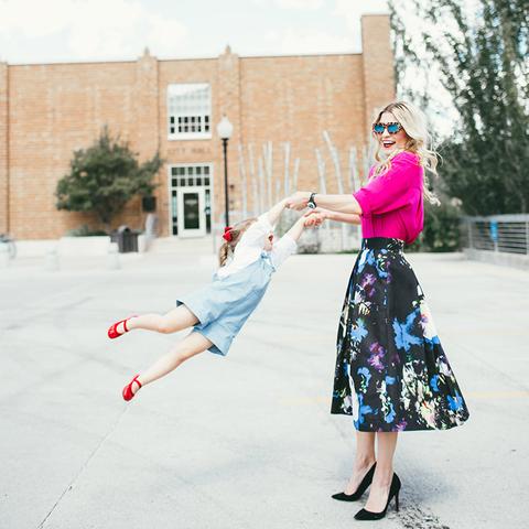 Motherly: "3 Fabulous Fall Looks for Mama"