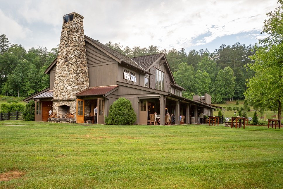 Mère du Soleil Travel Guide—Cashiers, NC