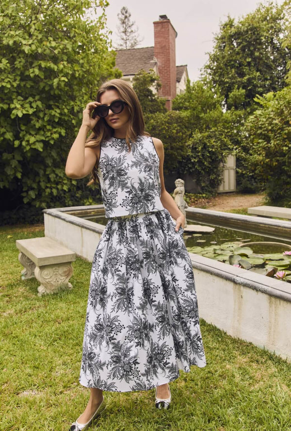 Buru x Val Audrey Top Longline - B&W Botanical