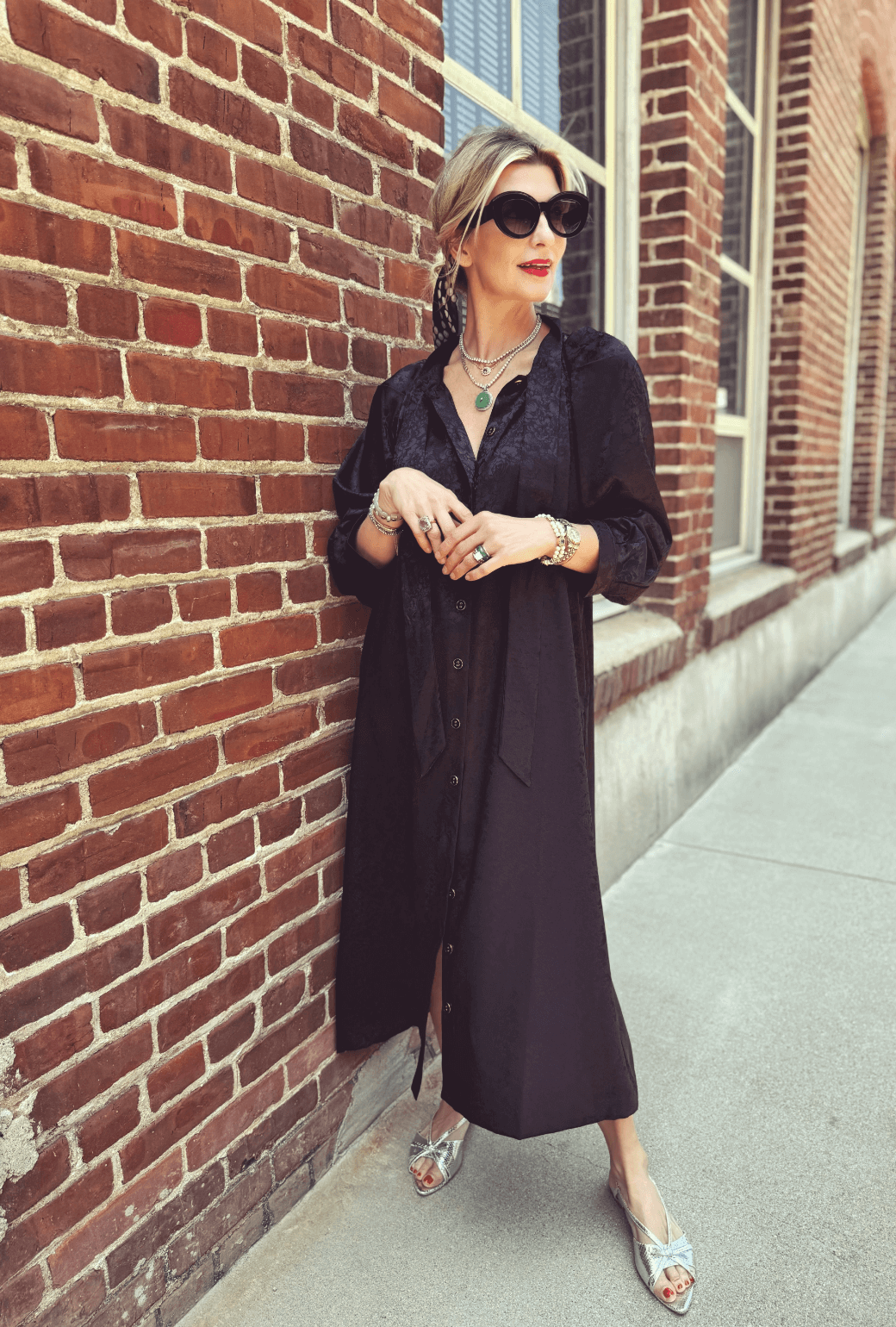 USA Bow Housecoat Black Floral Jacquard