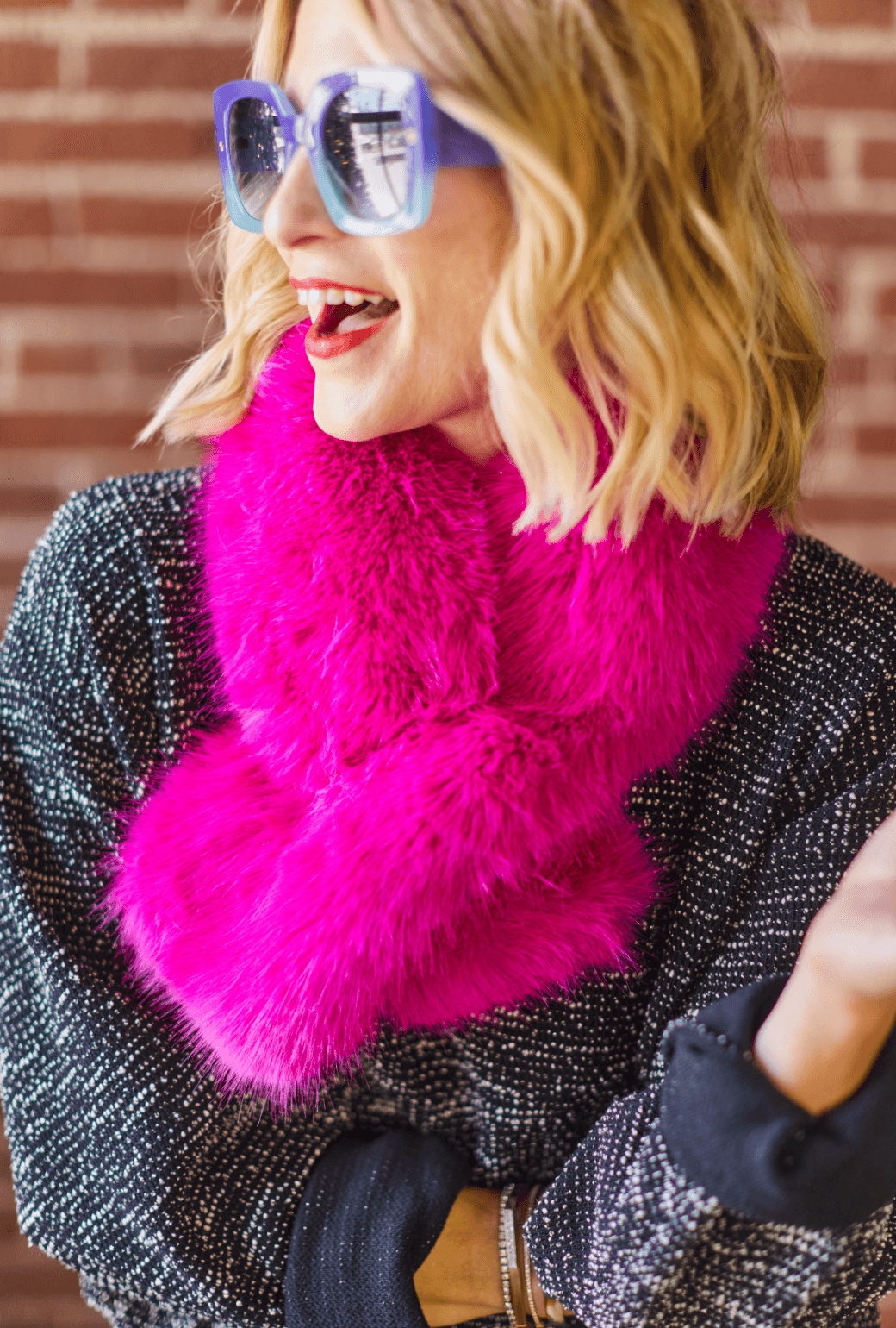 Faux Fox Collar - Hot Pink