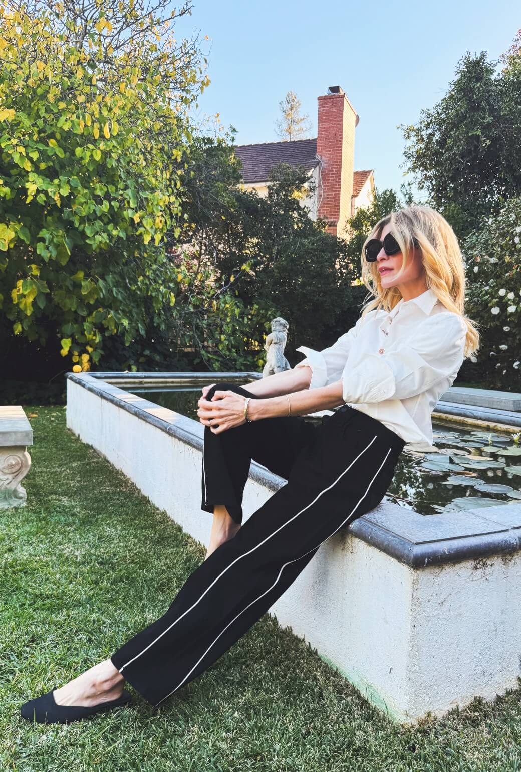 Horseshoe Jeans - Noir with White Stripe