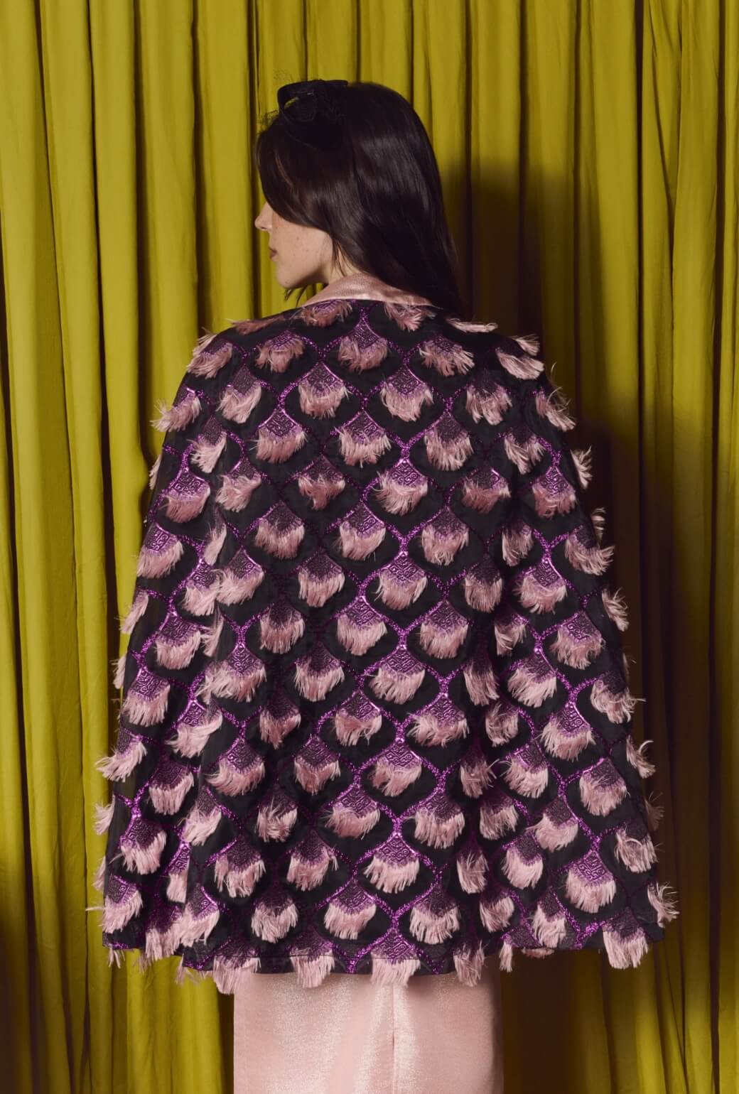 Le Cape - Magenta Feathers