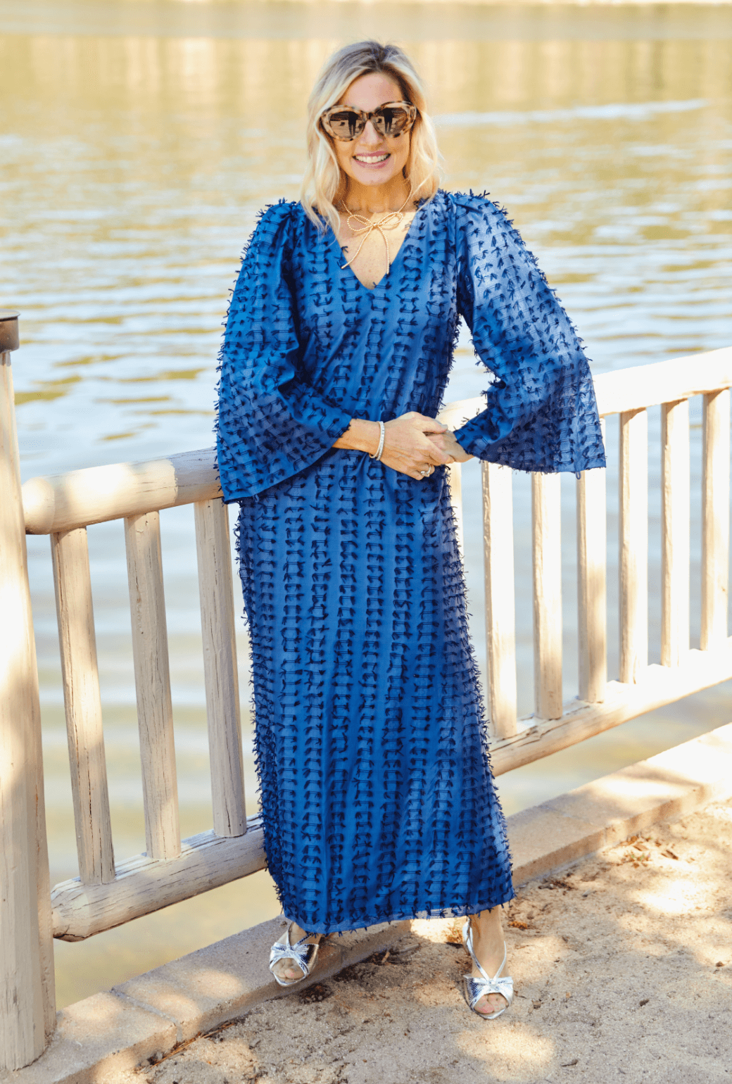China Le V Kaftan Navy Bows