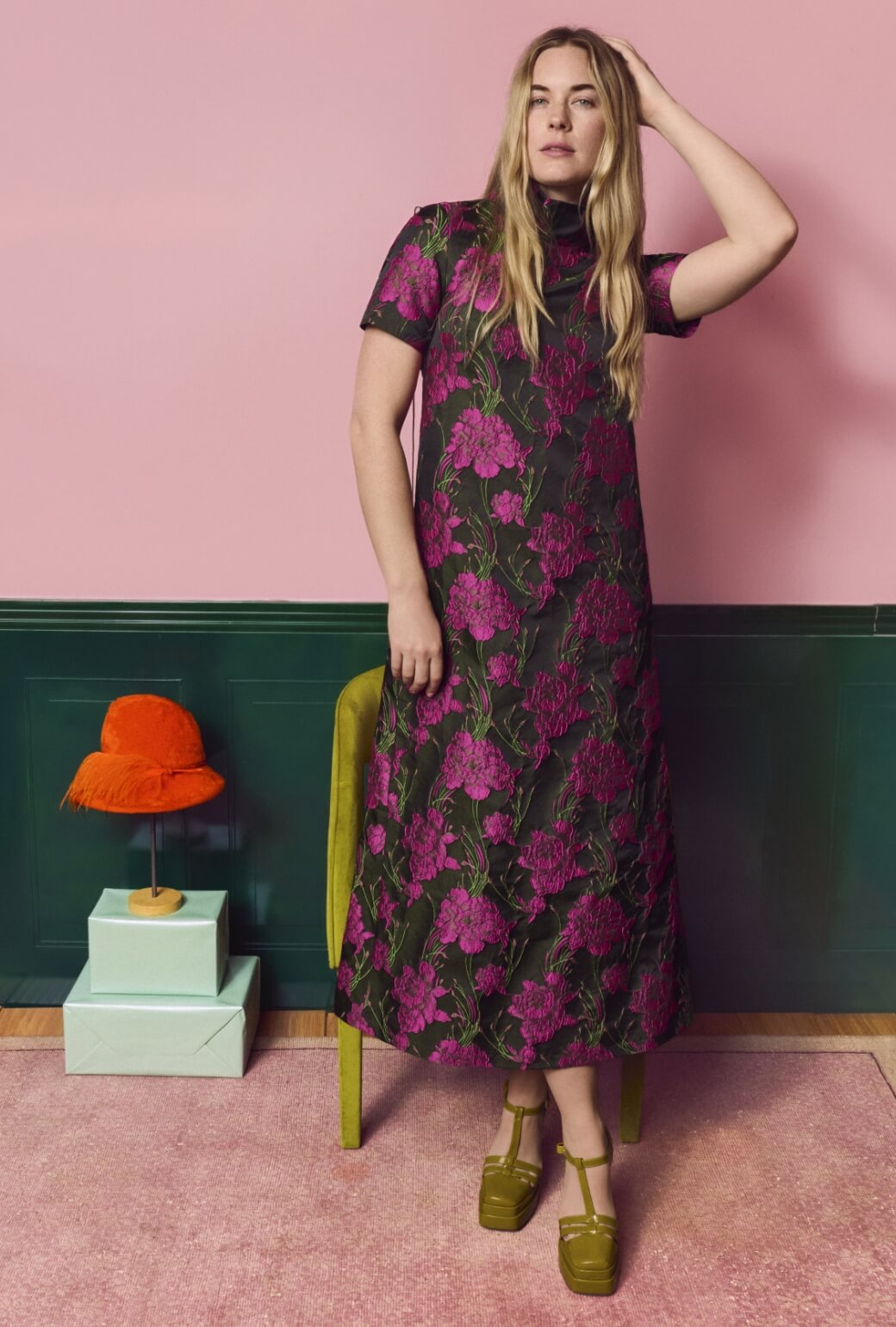 Short Sleeve Mod Dress - Magenta Floral Jacquard