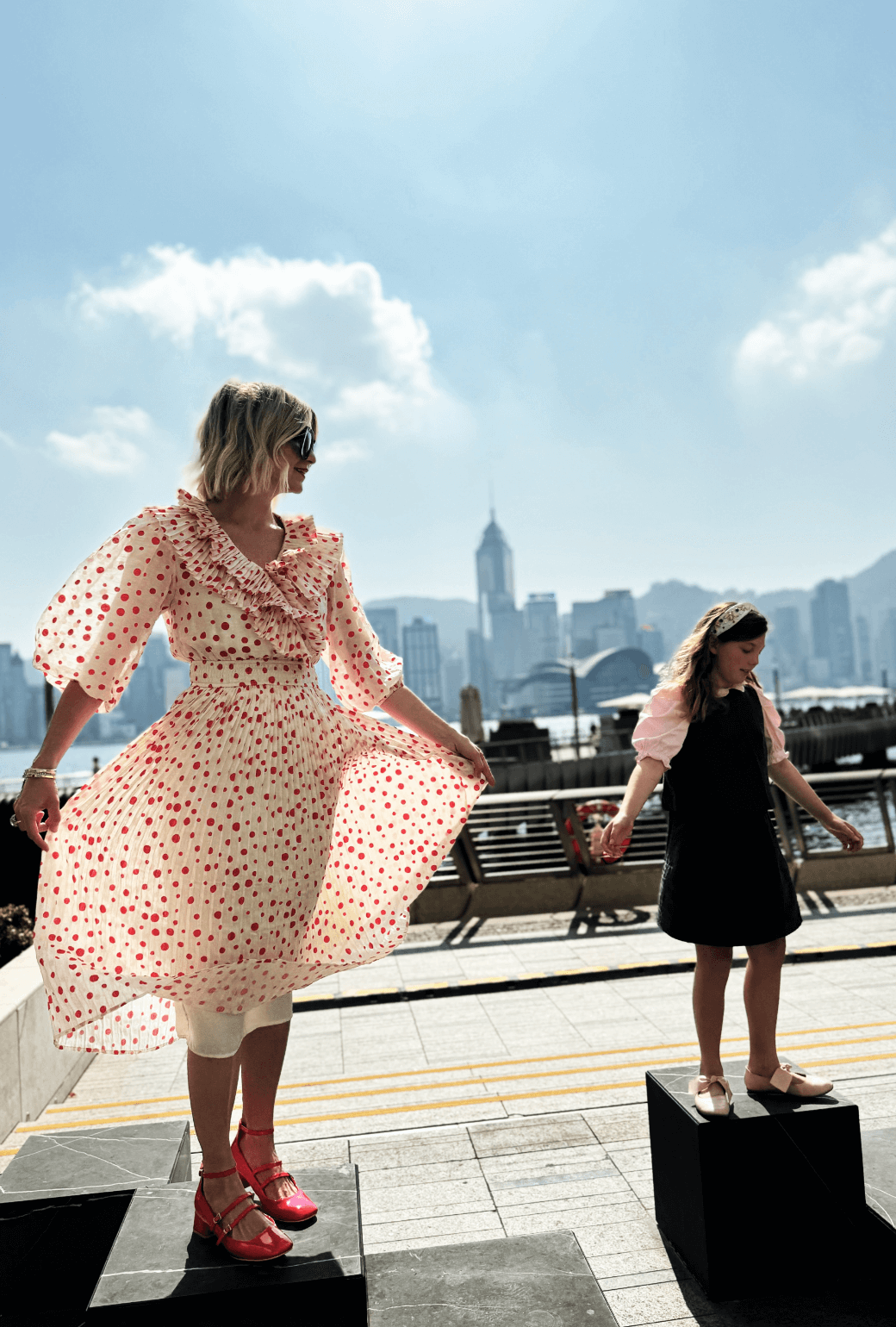 The Blanche Dress - Flocking Dot BURU The Blanche Dress - Flocking Dot BURU