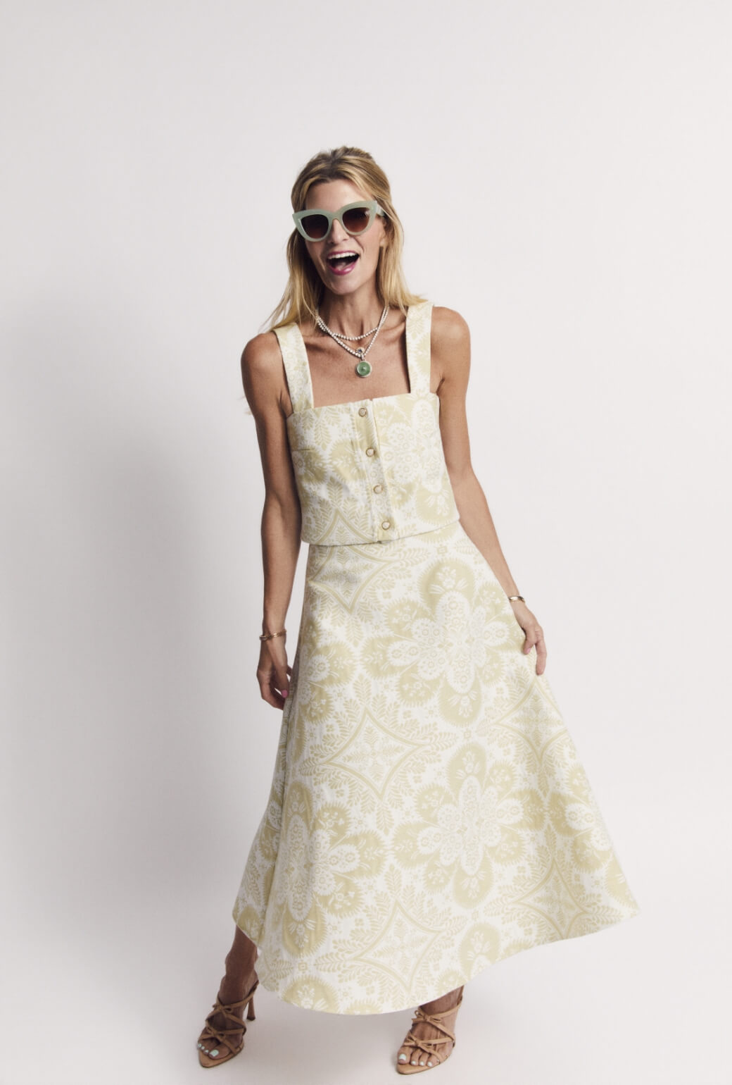The Laura Skirt - Mint Medallion Jacquard