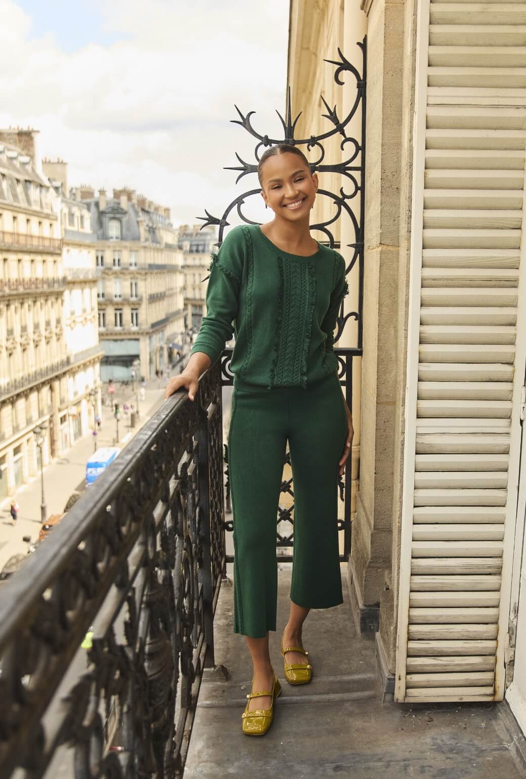 The Olive Fringe Sweater - BURU Deep Green Knit
