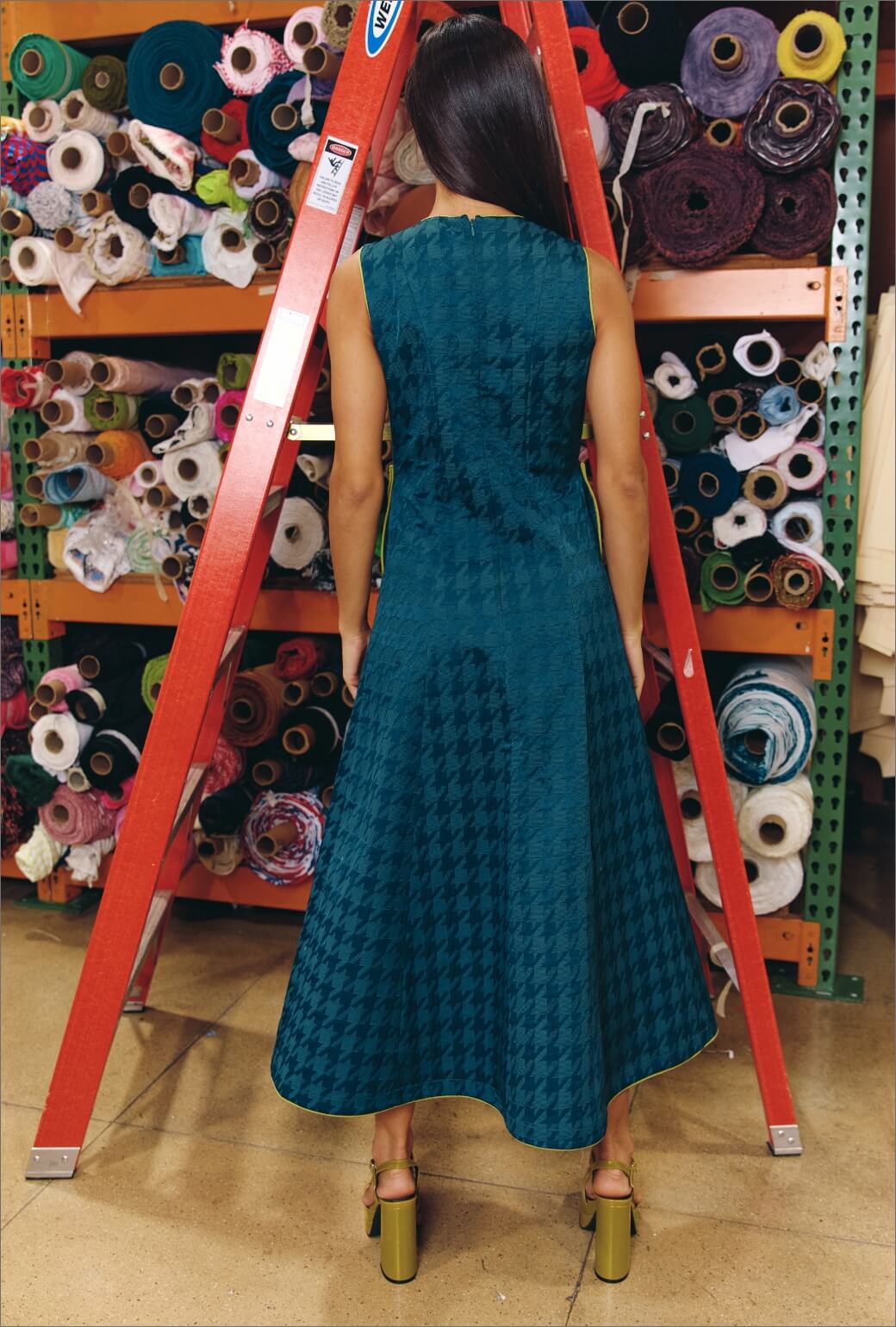 The Patch Pocket Kelly Gown - Jade Houndstooth Jacquard
