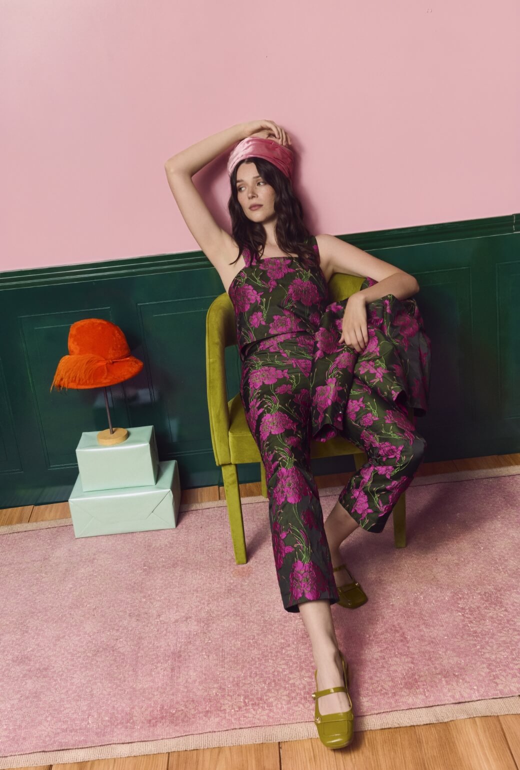 The Slim Top - Magenta Floral Jacquard